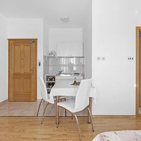 1 Bedroom Gorgeous In Appartamento *