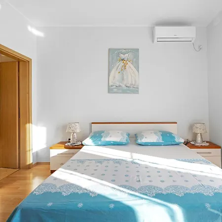 1 Bedroom Gorgeous In * Šibenik